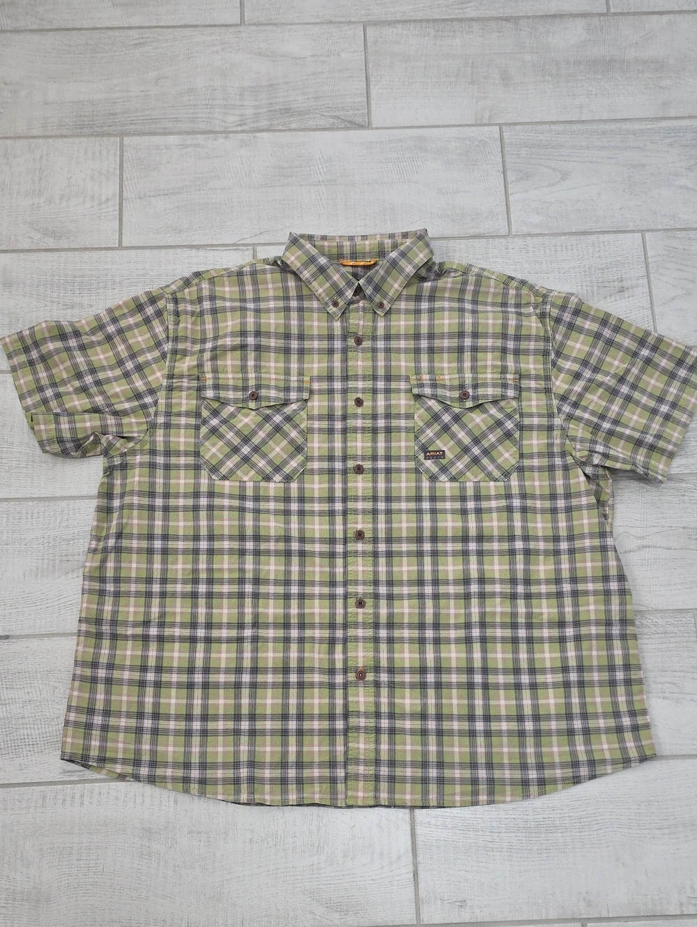 Ariat Rebar Men's Size 2XL Green/Cream Plaid Short Sleeve Button-Up Workwear